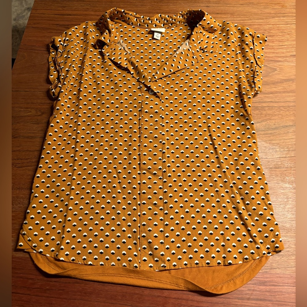 Short sleeve top from target